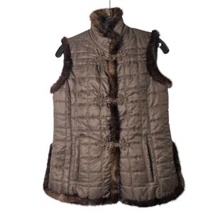 Rolf Schulte x holt renfrew quilted vest  with  real mink tail trim